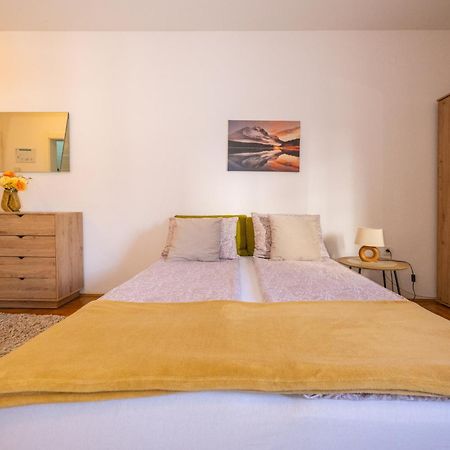Mina Penthouse Appartement Novi Sad Buitenkant foto