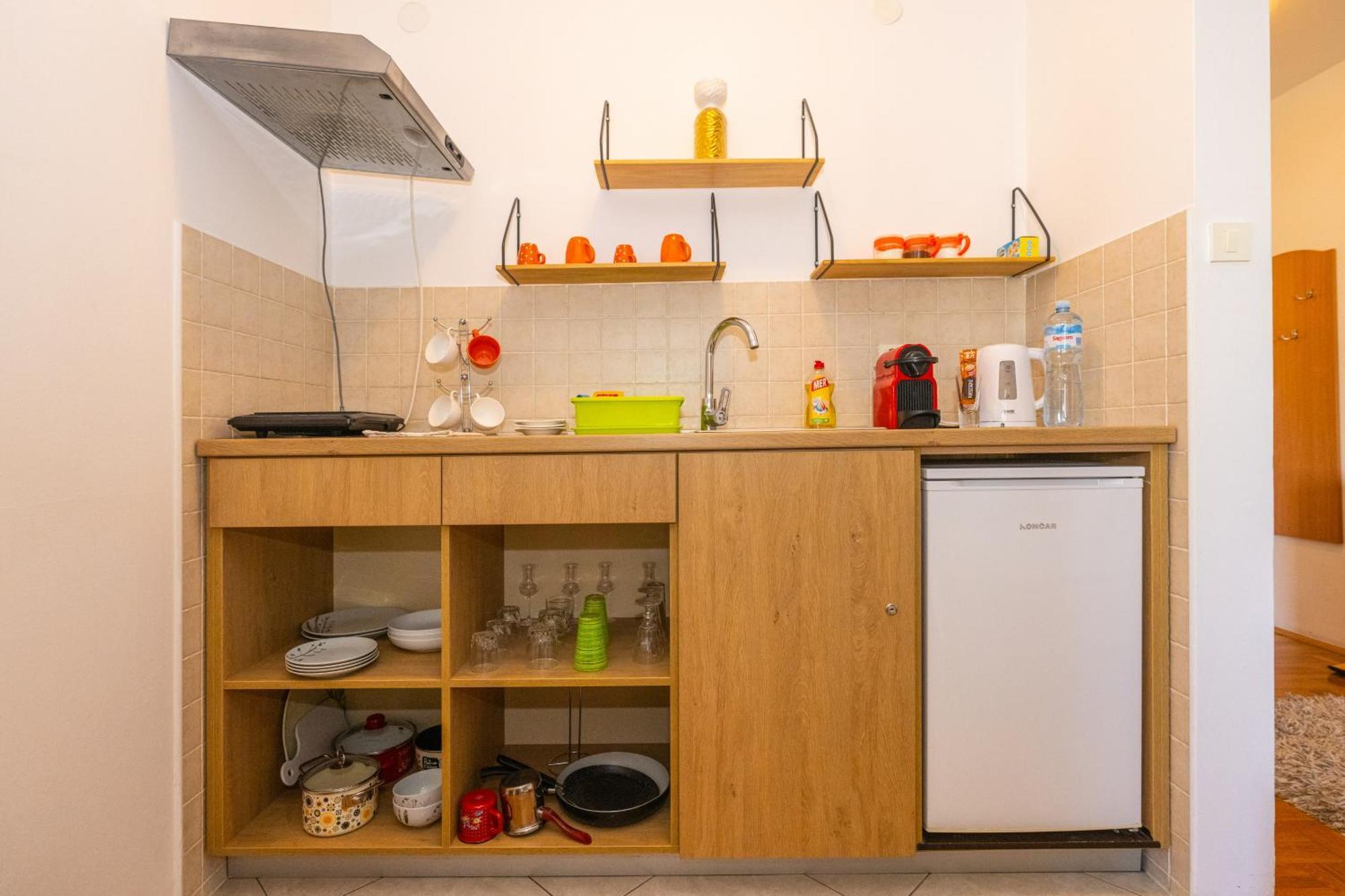 Mina Penthouse Appartement Novi Sad Buitenkant foto