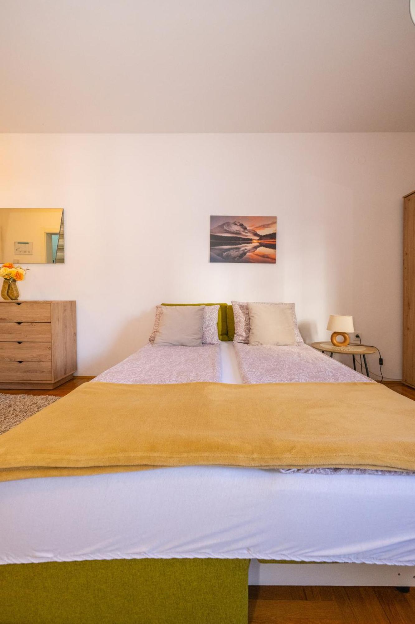 Mina Penthouse Appartement Novi Sad Buitenkant foto