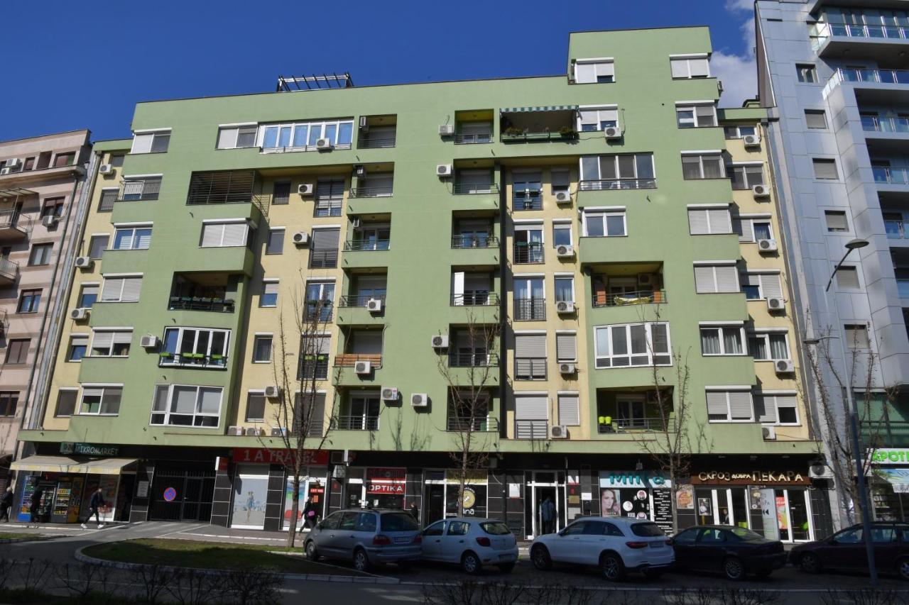Mina Penthouse Appartement Novi Sad Buitenkant foto