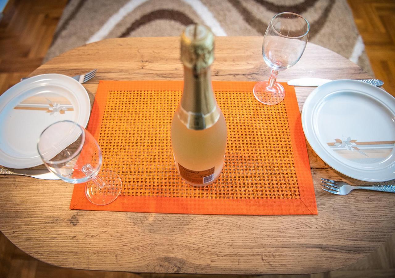 Mina Penthouse Appartement Novi Sad Buitenkant foto