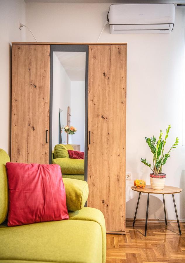 Mina Penthouse Appartement Novi Sad Buitenkant foto